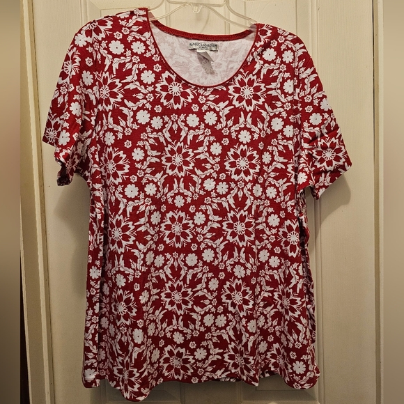 Rebecca Malone Red and White Floral Tee - 2X - Picture 1 of 5